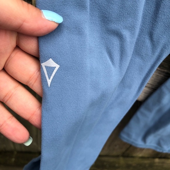 IVIVVA BY LULULEMON GIRLS LEGGINGS - Picture 5 of 5